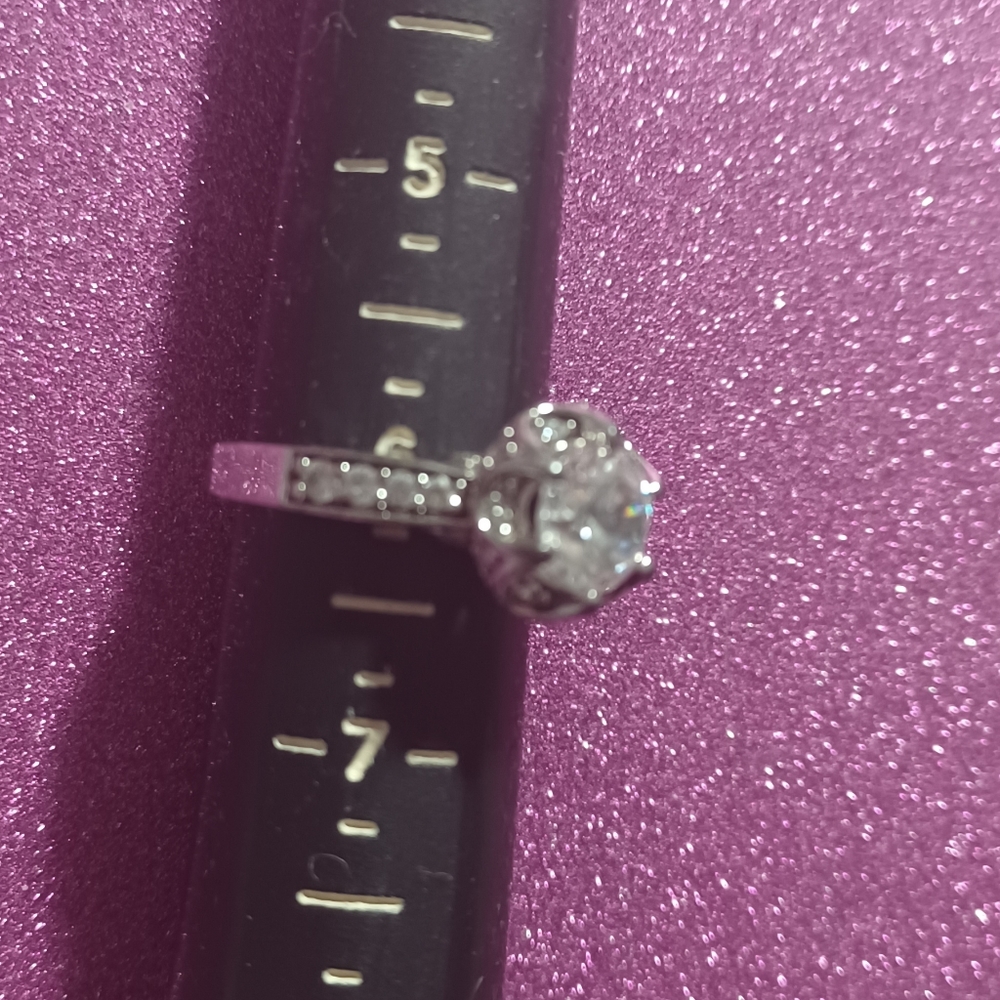 Cz cluster flower silver ring size 6
